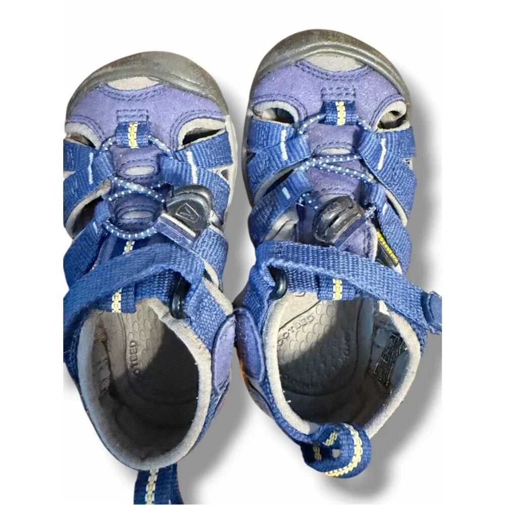 KEEN Unisex- Kids Newport H2 Closed Toe Water Sandals Blue Depths/Gargoyle Sz 8